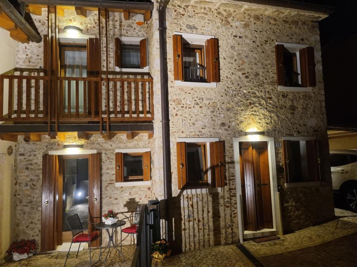 Giulietta E Romeo Villa Pove del Grappa Exterior photo