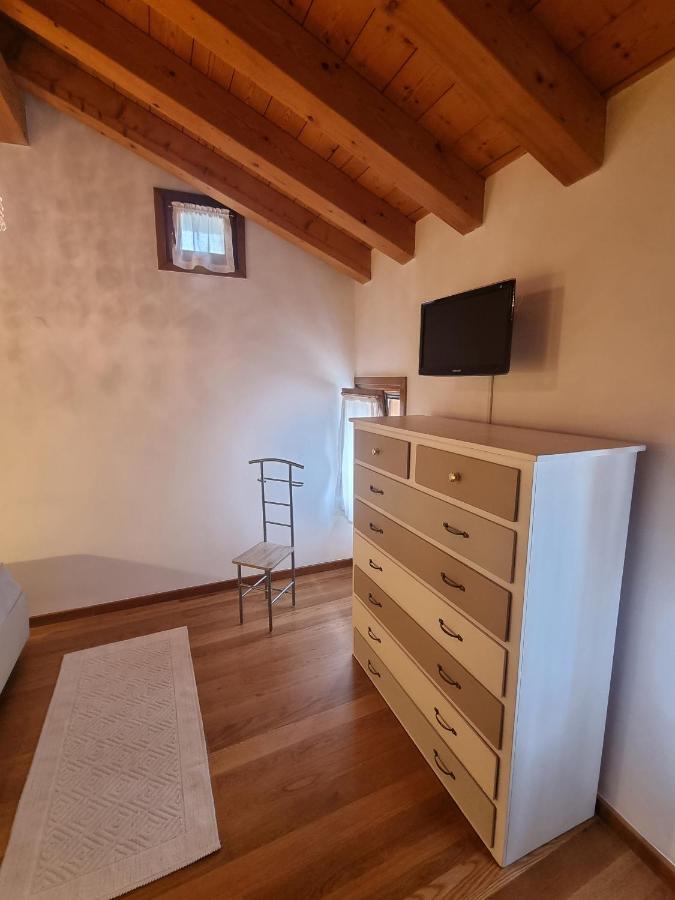 Giulietta E Romeo Villa Pove del Grappa Exterior photo